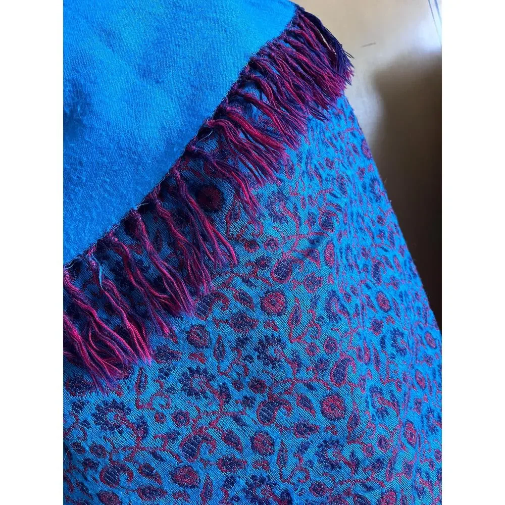 Vintage details *fringed